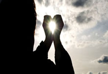 raybet官网：低迷曼市做客尤文图斯 阿申纳望巩固欧冠出线席位.